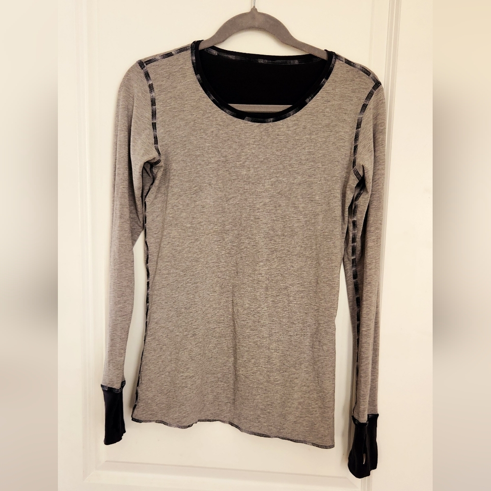 Lululemon Black and Grey Cabin Long Sleeve‎ Women's Top - Picture 5 of 9